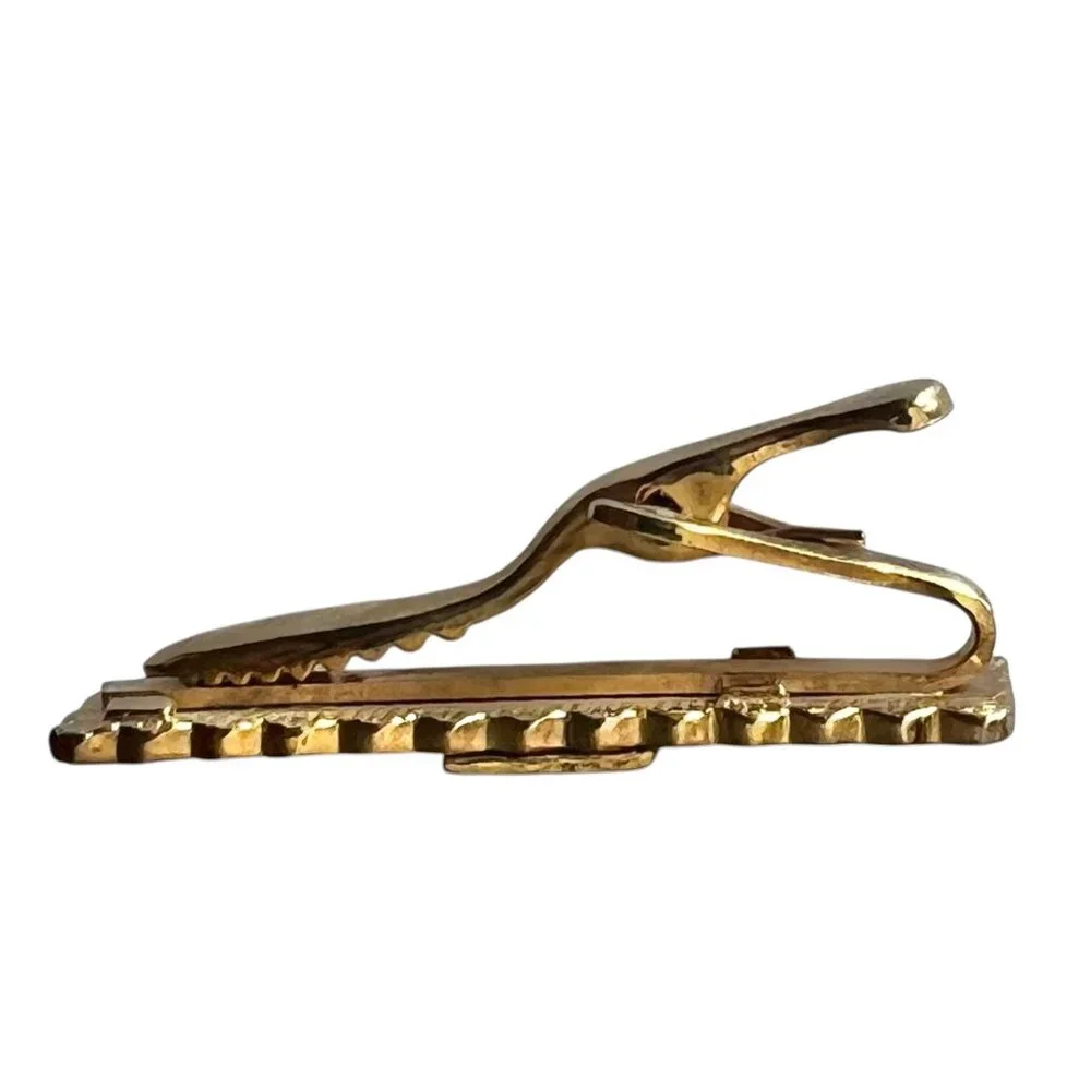 Vintage Gold-Tone Cufflinks & Tie Clip Set With Fleur De Lis & Heart Scroll Desi